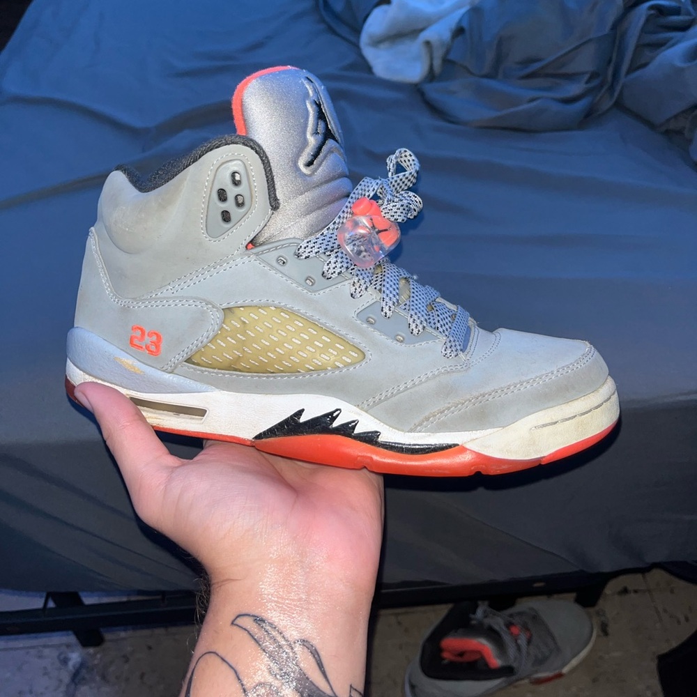 Jordan 5 Gray and Orange Size 6